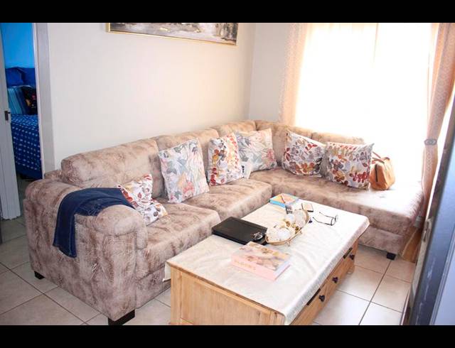 2 BEDROOM APARTMENT FOR SALE IN JABULANI